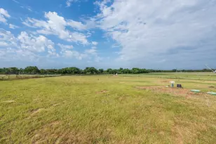 859 Ivy Switch Rd, Luling, TX 78648 - Photo 19