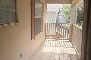 408 Mossy Rock Dr, Hutto, TX 78634 - Photo 25
