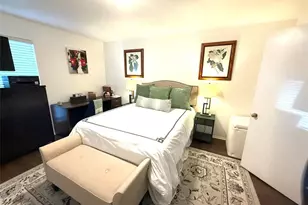 1709 Wild Basin Ledge, Austin, TX 78746 - Photo 11