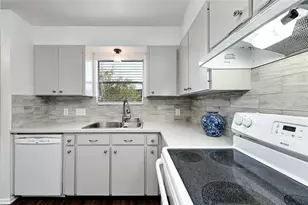 1709 Wild Basin Ledge, Austin, TX 78746 - Photo 21