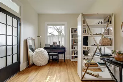 221 N Johnson Avenue, San Marcos, TX 78666 - Photo 9