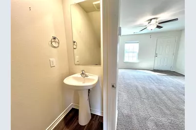 113 Sunnymeade Lane, Jarrell, TX 76537 - Photo 9