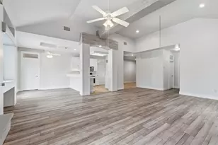 307 Pin Oak Ct, Buda, TX 78610 - Photo 7