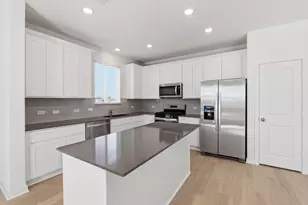 120 Golden Bell Wy, Buda, TX 78610 - Photo 5