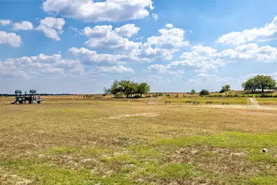 224 Altamira Avenue, Elgin, TX 78621 - Photo 9