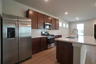 136 Greinert Dr, Taylor, TX 76574 - Photo 17