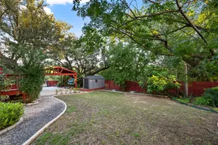 1204 Summit Edge Dr, Austin, TX 78732 - Photo 21