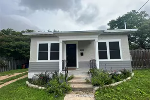 1406 Houston St, Austin, TX 78756 - Photo 1