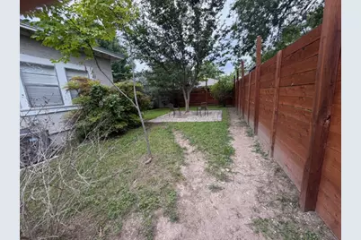 1406 Houston Street, Austin, TX 78756 - Photo 15