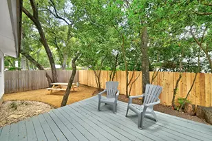 9733 Anderson Village Dr, Austin, TX 78729 - Photo 29