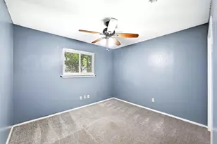 9733 Anderson Village Dr, Austin, TX 78729 - Photo 27