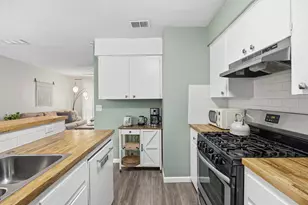 11301 Oakwood Dr, Austin, TX 78753 - Photo 9