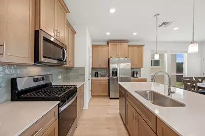 9900 Dawn Pearl Drive, Austin, TX 78748 - Photo 11