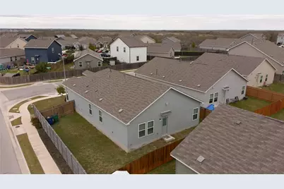 17813 Boardtree Drive, Elgin, TX 78621 - Photo 27