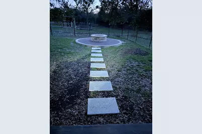 1115 County Road 220, Florence, TX 76527 - Photo 27