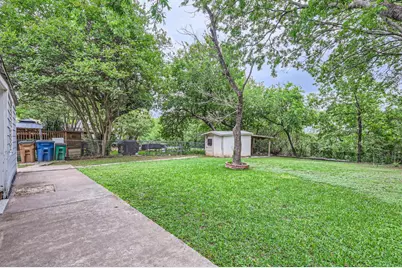 1313 Perez Street, Austin, TX 78721 - Photo 7