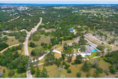 717 E Creek Drive, Dripping Springs, TX 78620 - Photo 29