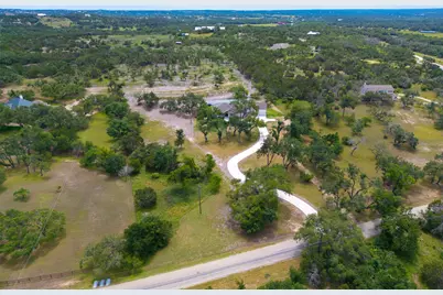 717 E Creek Drive, Dripping Springs, TX 78620 - Photo 27