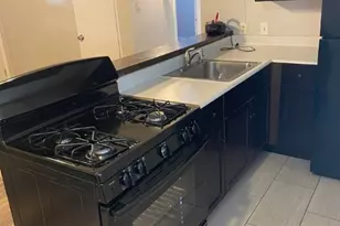 300 Canion St, Austin, TX 78752 - Photo 5