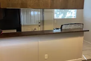 300 Canion St, Austin, TX 78752 - Photo 3