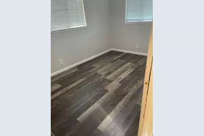 300 Canion Street #B, Austin, TX 78752 - Photo 9