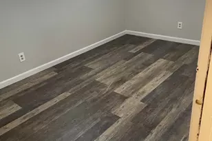 300 Canion St, Austin, TX 78752 - Photo 9