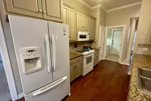 3601 Serena Woods Ct, Austin, TX 78759 - Photo 9