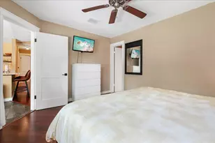 7300 Quicksilver Cir, Austin, TX 78744 - Photo 17