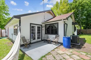 7300 Quicksilver Cir, Austin, TX 78744 - Photo 27