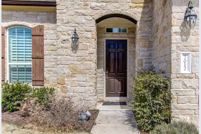 7012 Calpe Drive, Austin, TX 78739 - Photo 3
