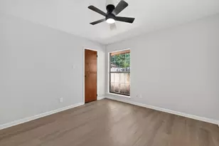 833 Ross Cir, Lockhart, TX 78644 - Photo 25