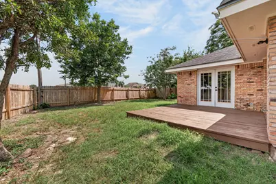 833 Ross Circle, Lockhart, TX 78644 - Photo 31
