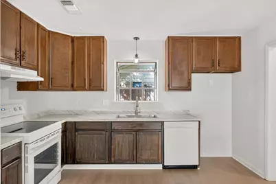 833 Ross Circle, Lockhart, TX 78644 - Photo 11