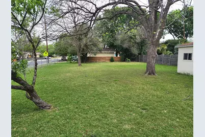 1716 Karen Avenue, Austin, TX 78757 - Photo 3