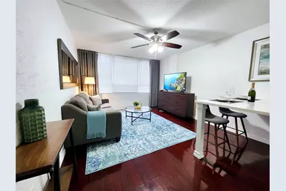 1800 Lavaca Street #102, Austin, TX 78701 - Photo 3