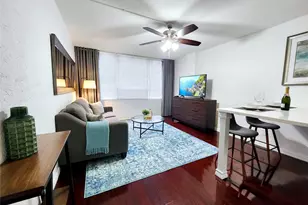 1800 Lavaca St, Austin, TX 78701 - Photo 3