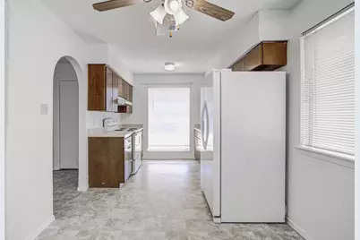 11604 Elk Park Trail, Austin, TX 78759 - Photo 9