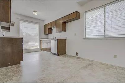11604 Elk Park Trail, Austin, TX 78759 - Photo 9
