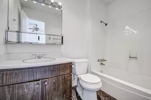 11604 Elk Park Trail, Austin, TX 78759 - Photo 15