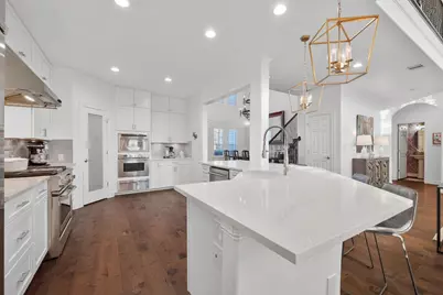 11208 Woodland Hills Trail, Austin, TX 78732 - Photo 9