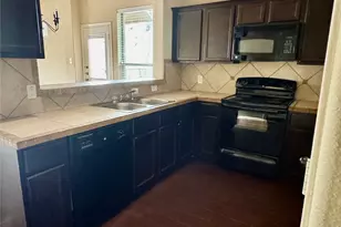 3000 Whisper Oaks Ln, Georgetown, TX 78628 - Photo 9