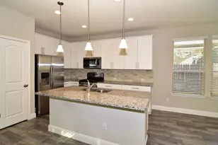 1050 Kenney Fort Crossing, Round Rock, TX 78665 - Photo 5