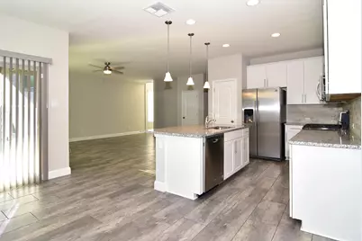 1050 Kenney Fort Crossing #22, Round Rock, TX 78665 - Photo 3