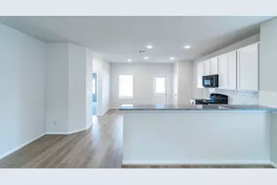 508 Bobcat Creek Drive, Jarrell, TX 76537 - Photo 5