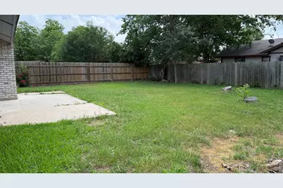 1307 Wroxton Way, Round Rock, TX 78664 - Photo 3