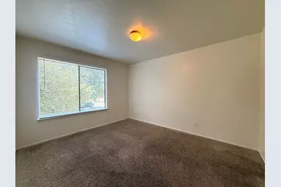 900 W Village Lane, Austin, TX 78758 - Photo 11