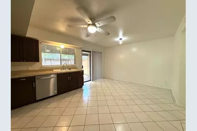 900 W Village Lane, Austin, TX 78758 - Photo 5