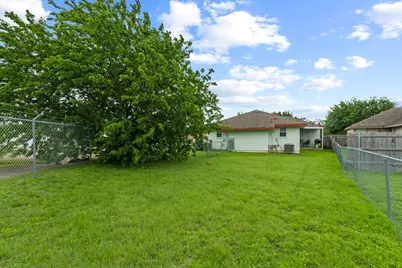 243-245 Marvin Cove, Hutto, TX 78634 - Photo 17