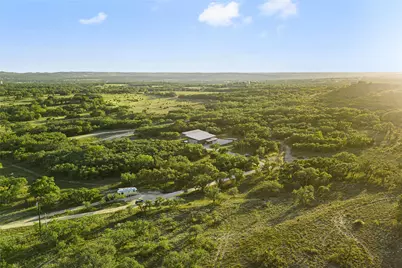 370 Gray Wolf, Blanco, TX 78606 - Photo 19