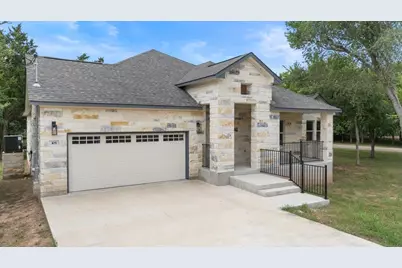 105 Haliimaile Lane, Bastrop, TX 78602 - Photo 31
